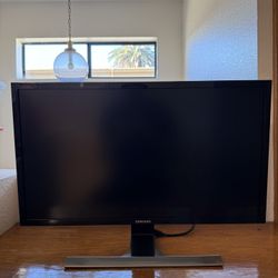 28inch Samsung Computer Monitor 