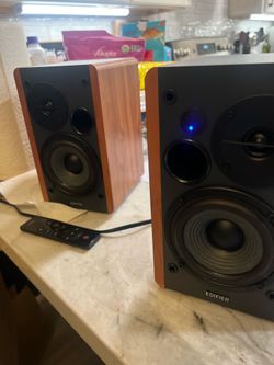 Edifier r1280db powered speakers