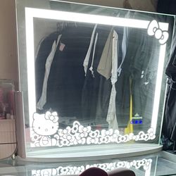 Hello Kitty Impression Vanity Mirror 