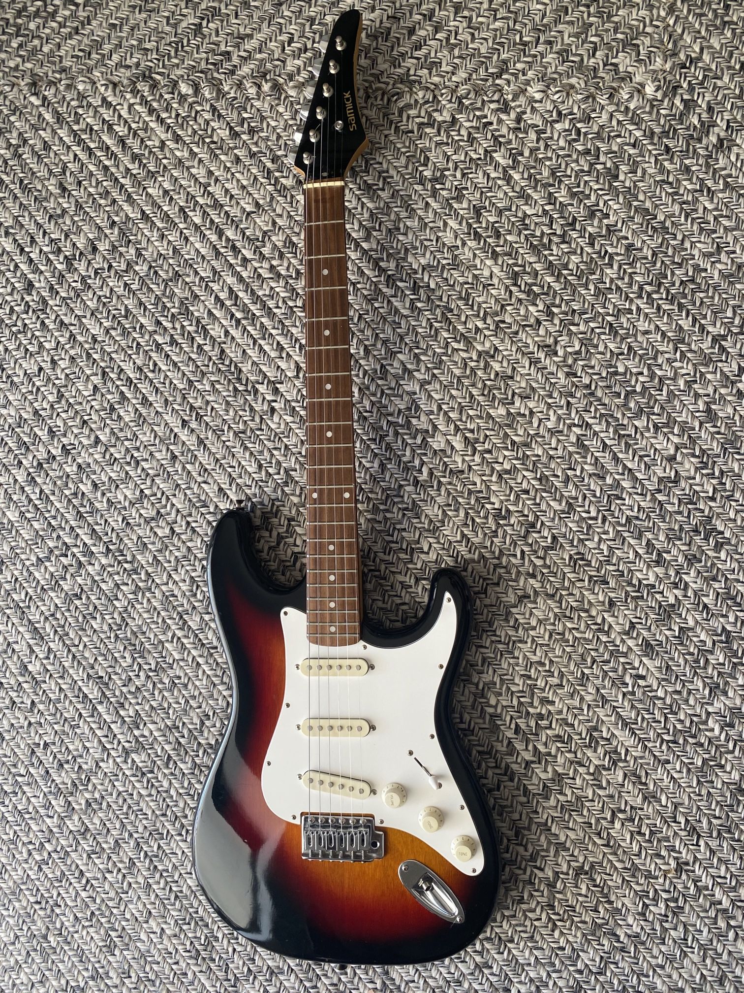 Samick 6 String Strat Style Guitar