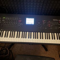 Yamaha Motif XF8 