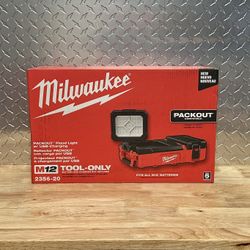 Milwaukee M12 Packout Light 2356-20