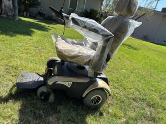 Electric wheel chair