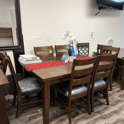 Dining Table Set