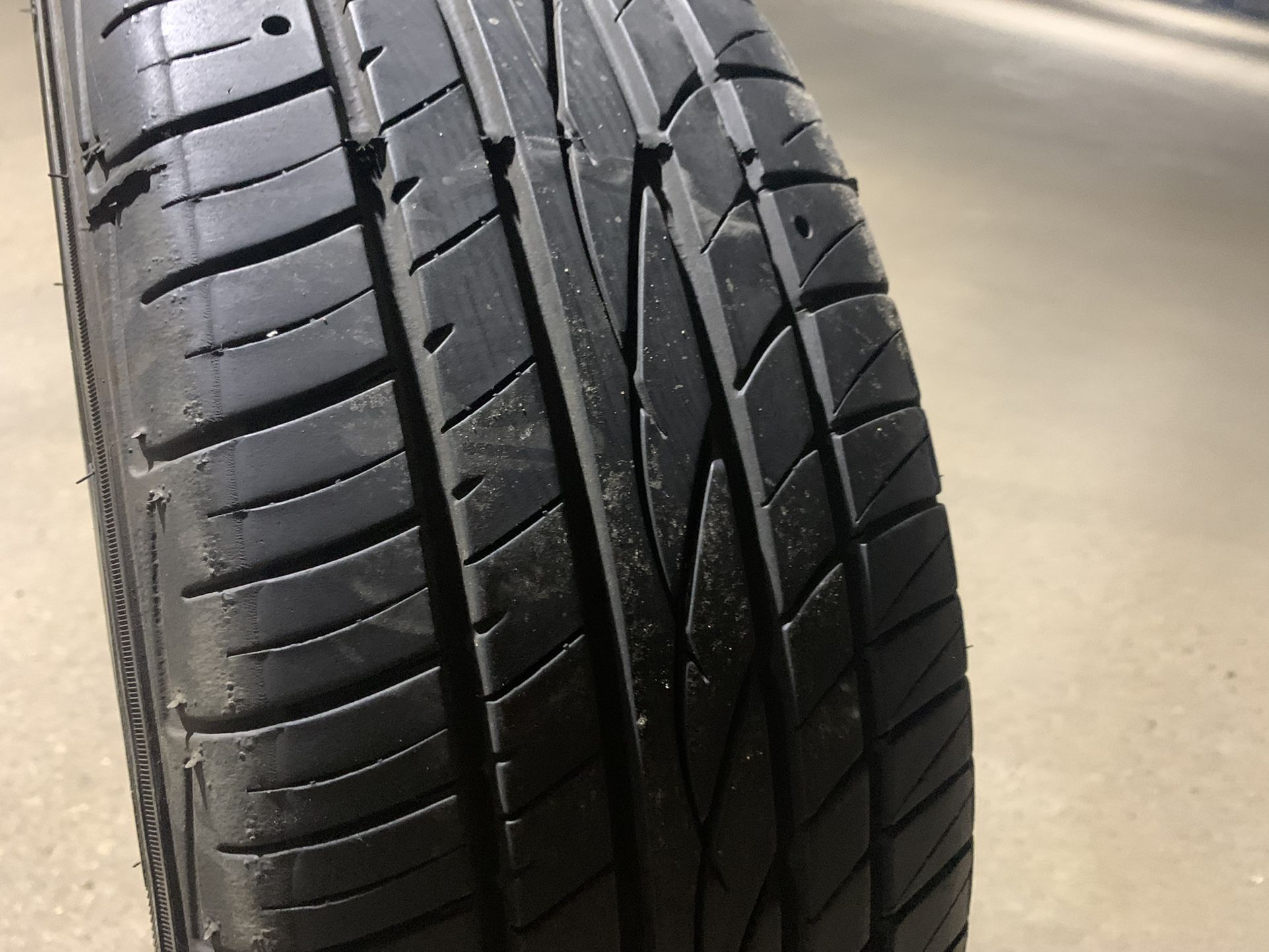 Tyre 205/65 R16