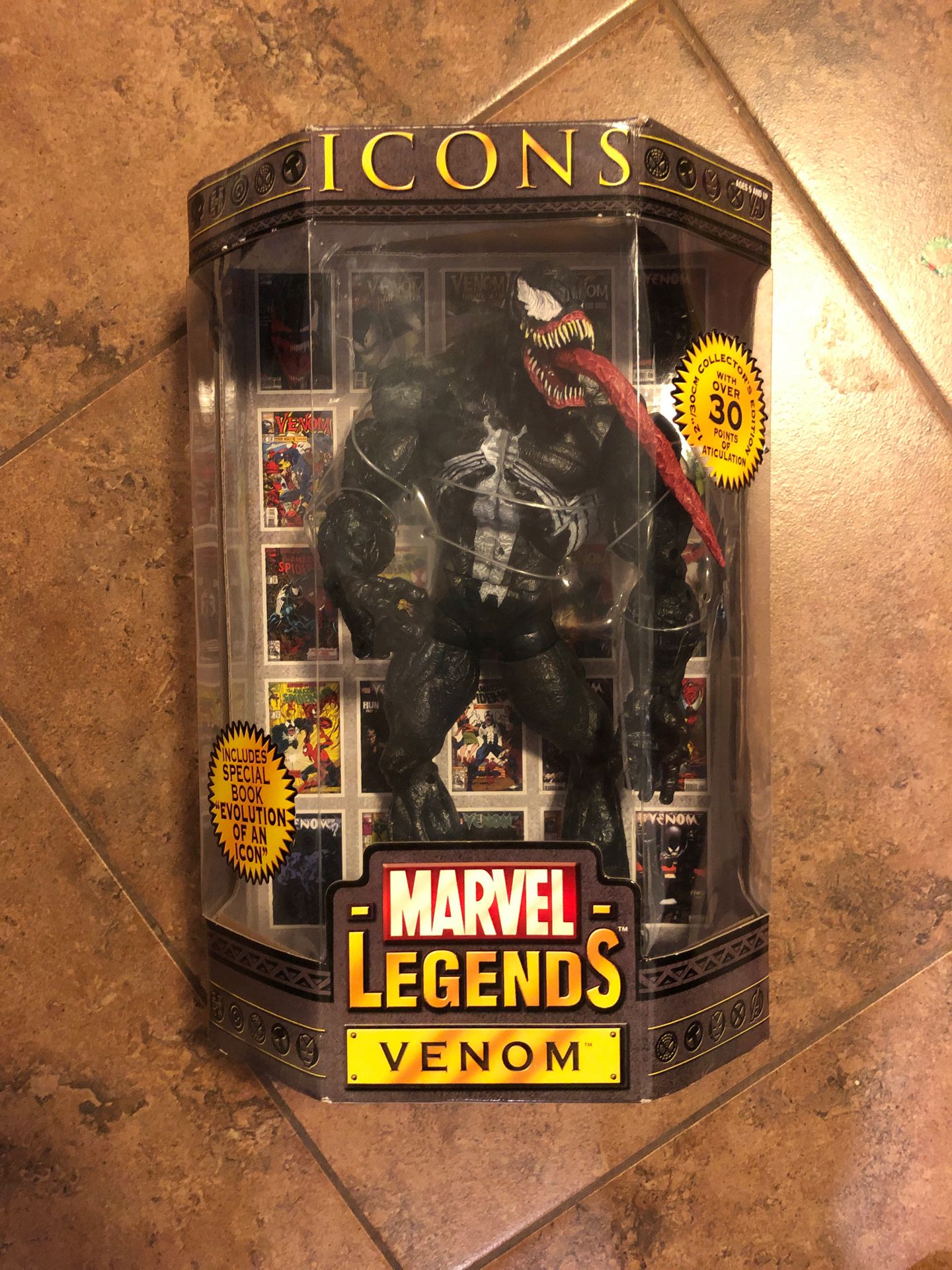 Toy Biz Marvel Legends Icons Venom - 12”