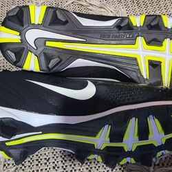 Men's baseball cleats Nike NEW