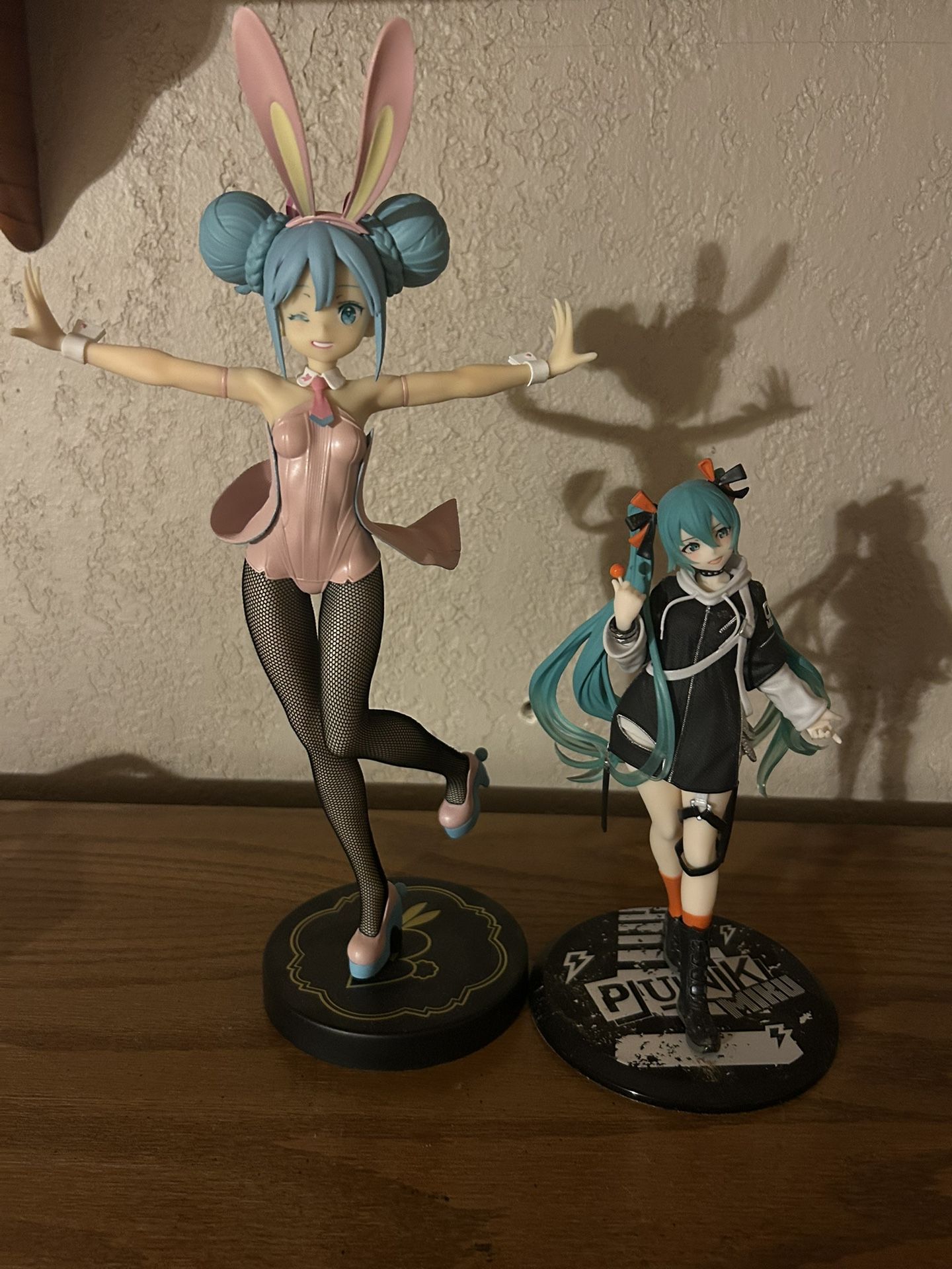 Hatsune Miku Figurines