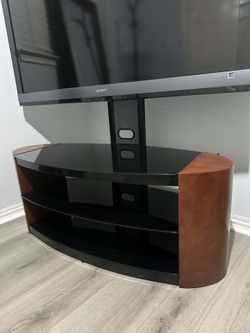 Adjustable TV Stand