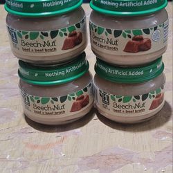 FREE BABY FOOD. Beef and beef broth 4 little jars 2.5oz. Good till dec2026