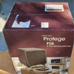 Protégé FS8 8" Dual-Drive Powered Subwoofer