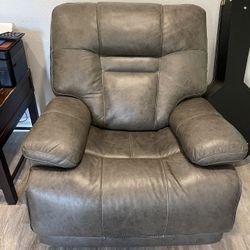 (3) Electric Recliners - $500 Each