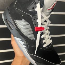 metallic jordan 5