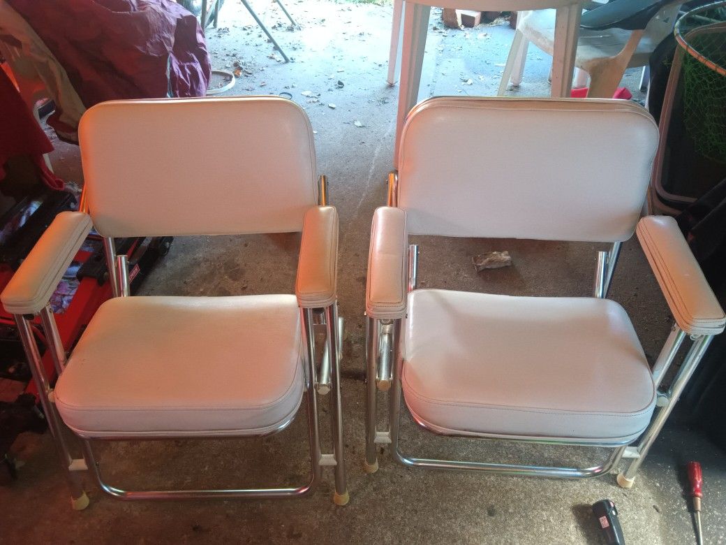 BOAT CHAIRS