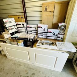 Brand New Delta Faucets For Bathroom Sink, Shower / Tub.