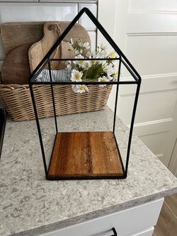 Metal and wood decor house $10
