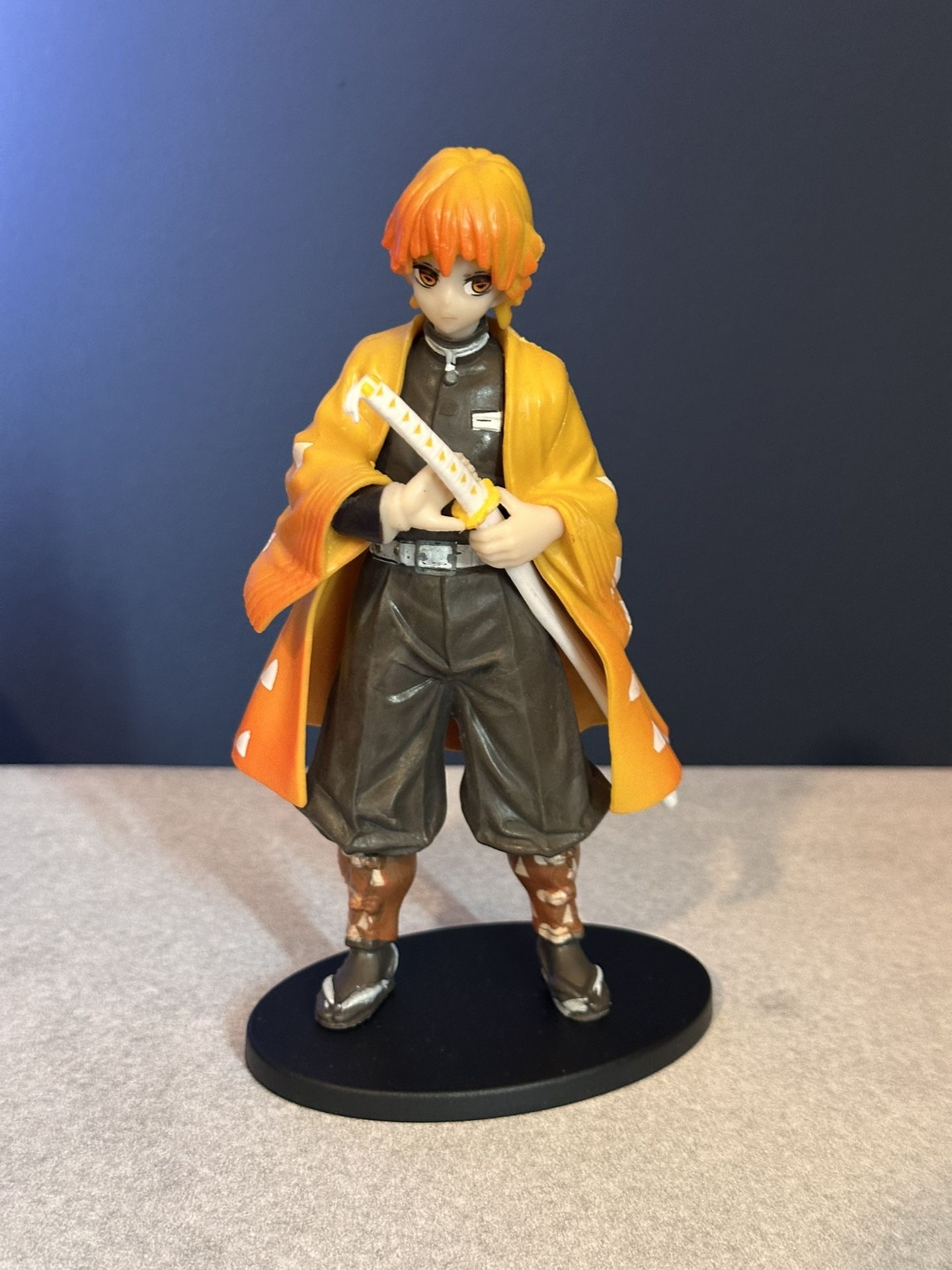 Zenitsu Agatsuma Kimetsu no Yaiba Demon Slayer Action Figure 6” tall