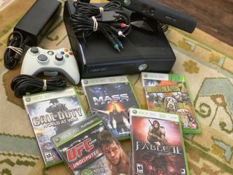 Xbox 360s & Kinect Bundle