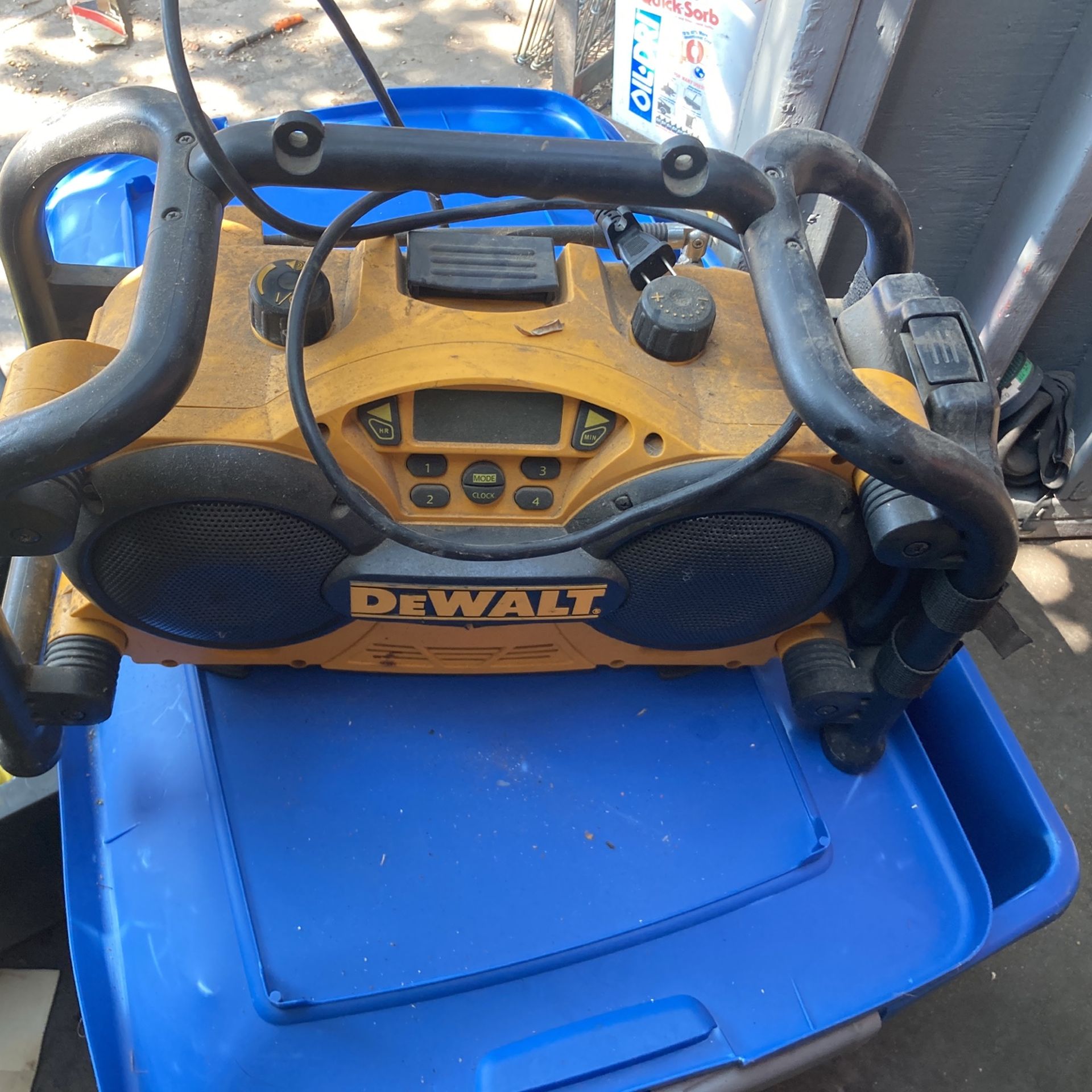 Dewalt Radio Works