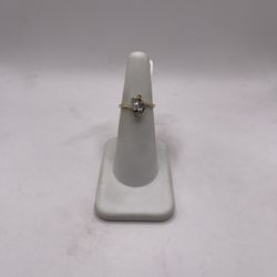 14kt Gold Engagement Style Ring w/ Stones
