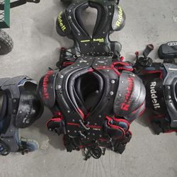 Football Shoulder Pads 