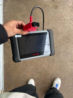 Autel Automotive Diagnostic Scan Tool Tablet