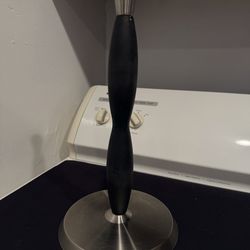 Paper towel holder