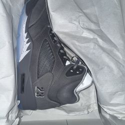Jordan 5 Wolf Grey Size 9
