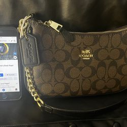 Small Hobo Bag for Sale in Irving, TX - OfferUp