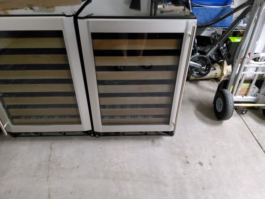 GE Monogram 24" Wine Cooler Refrigerator Under Counter ZDWR240PBBS