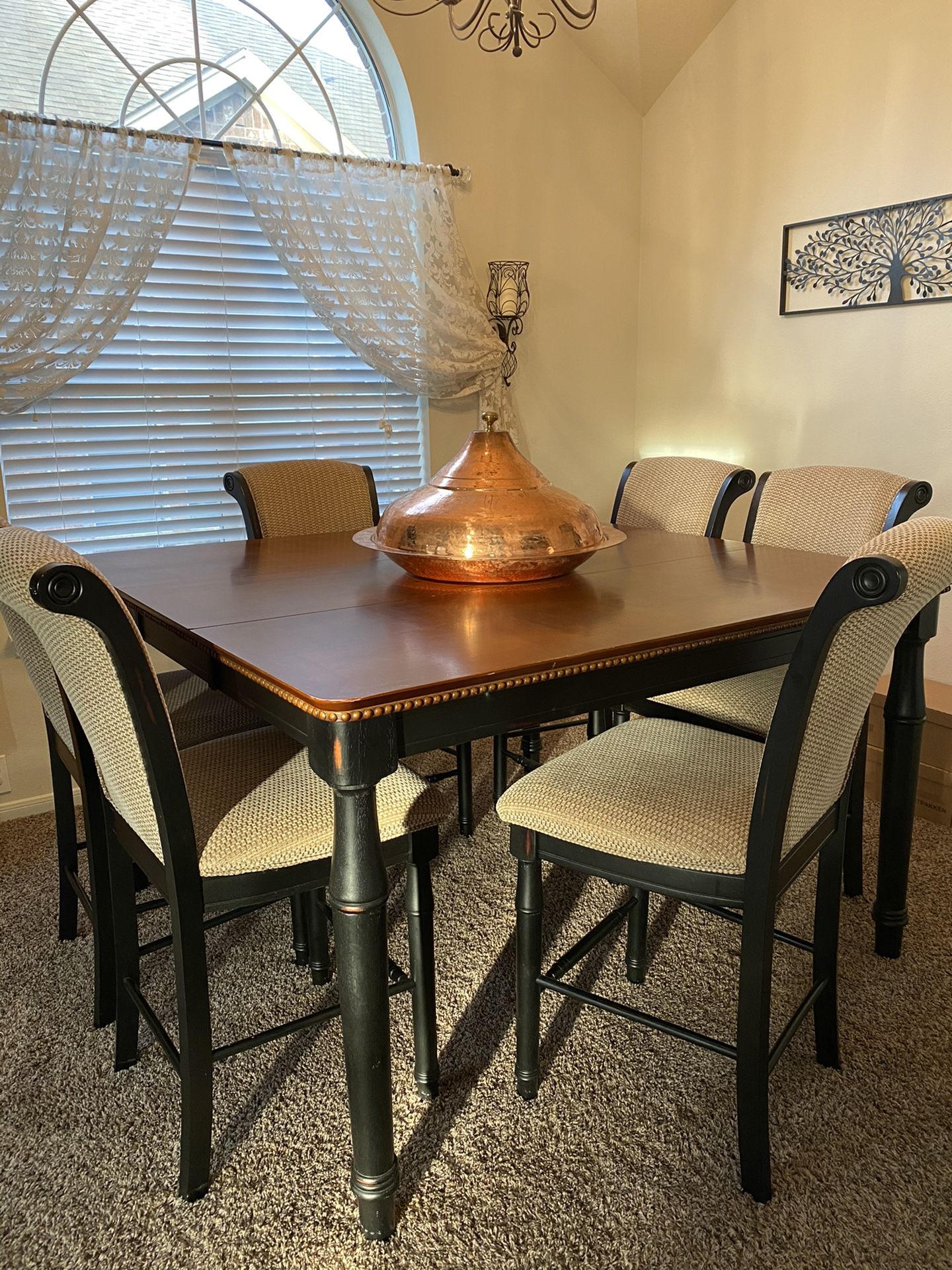 6 Chair Dining Table-Great Condition