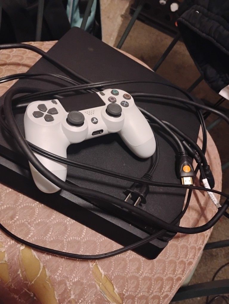 PS4
