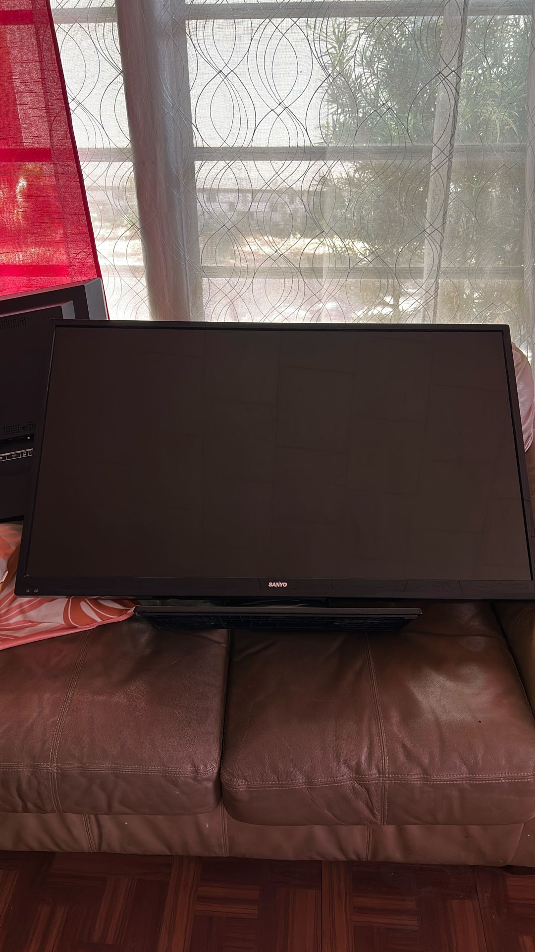 50 inch sanyo tv with remote