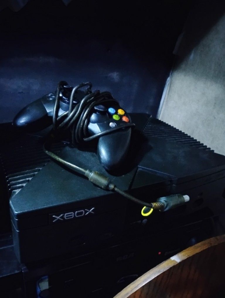 Og Xbox W/ 5 Games