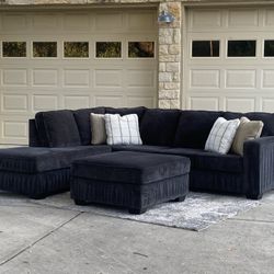 Dark Grey/Black Sectional Couch