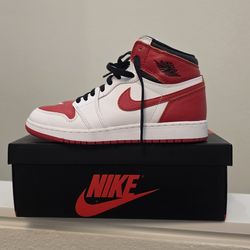 Jordan 1 Retro High OG Heritage - 7Y/W8.5