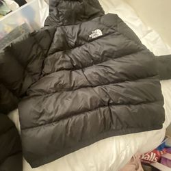 North Face XL Woman’s Puffer