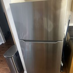 Fridge For The Low & Clean !! 