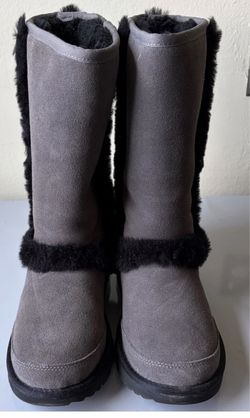 Uggs.