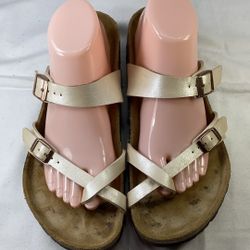 Cream Slipper Birkenstock’s Size 42