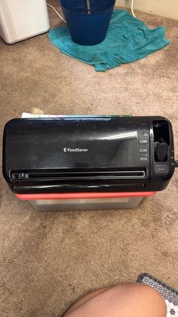 FoodSaver countertop vacuum sealer