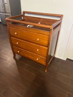 Baby changing table 3 drawers