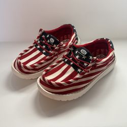 Hey Dude Wally Americana Kids Shoes Size 1 (American Flag) – Great Condition