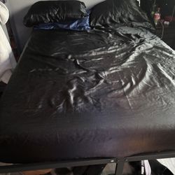 Twin Size Bed Frame And Mattress 