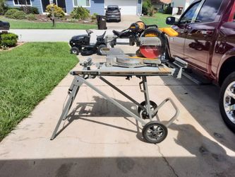 12" Dewalt Compound Mitre Saw W/stand