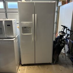Frigidaire Refrigerator.