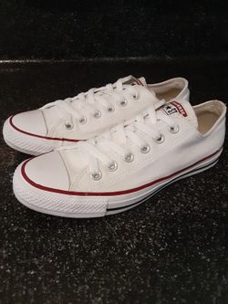 Converse womens 8 Great Condition
