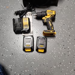Dewalt 20V Brushless Drill Battery And Charger 