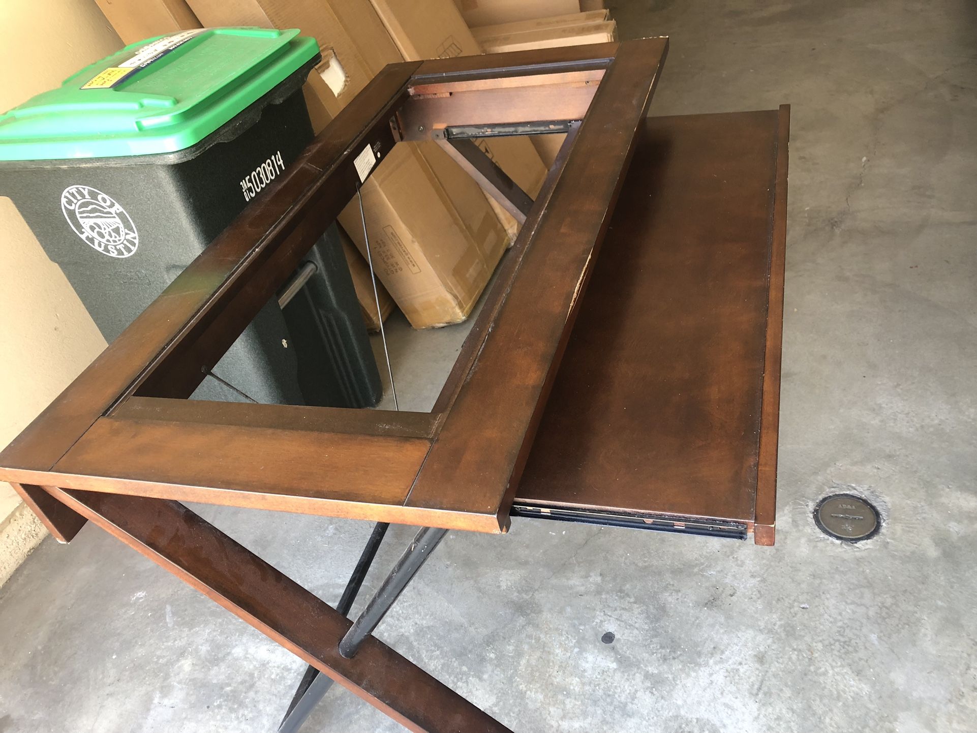 FREE DIY Desk