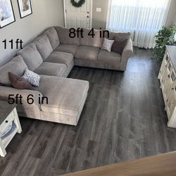 Sectional And Tv Stand 